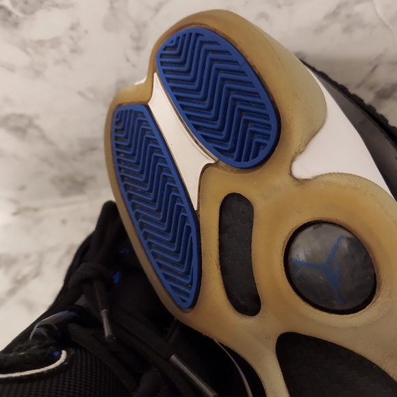 Pre-owned 2018 Jordan 6 rings - Picture 9 of 11